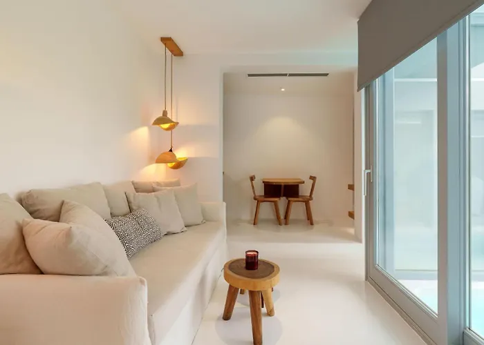 Nelya (adults Only) * Megalochori (Santorini)